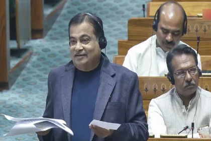2030 तक ₹20 लाख करोड़ का EV बाज़ार, 5 करोड़ नौकरियों का वादा - नितिन गडकरी का बड़ा दावा