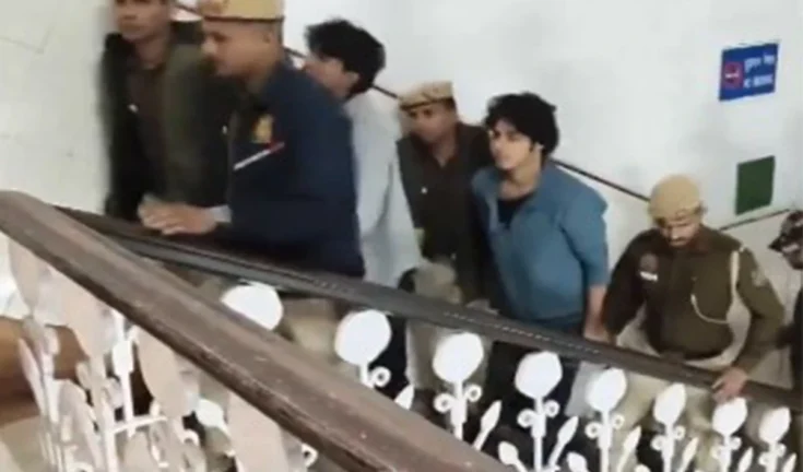 देशद्रोह या छात्र राजनीति का मोहरा? हिडमा का नाम और इंडिया गेट पर गरमाई जमानत की बहस