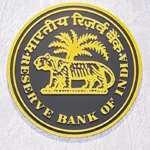 ब्याज दरें गिरीं: RBI की 25 bps कटौती, ₹5.25% पर रेपो, सस्ता होगा लोन, महंगाई का रिकॉर्ड टूटा!