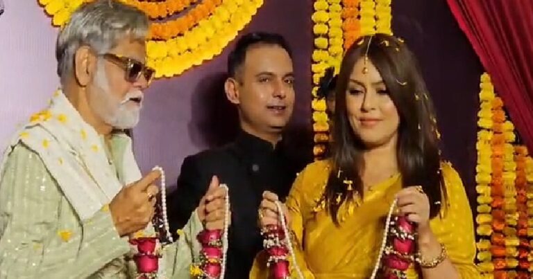 महिमा चौधरी ने 52 में थामी संजय मिश्रा की डोर, दीप्ति नवल ने कार छोड़ ऑटो से जीती दिल