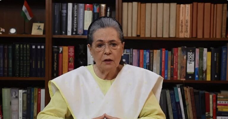 सोनिया गांधी की चेतावनी: अरावली के 'डेथ वारंट' पर मोदी सरकार का एक्शन, क्या बचेगा पहाड़?