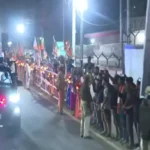 गुवाहाटी में PM मोदी का मेगा रोडशो: 'मोदी-मोदी' के नारों से गूंजा पूरा असम