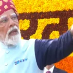 ठेठ बोली में जवाब: मोदी का शक्ति प्रदर्शन, आकाश में टल्ली हुई PM की कार!