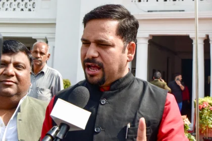 मैथिली अस्मिता की हुंकार: AAP विधायक संजीव झा ने CM नीतीश को लिखी चिट्ठी, बिहार में गरमाई सियासत।