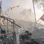 इस शीर्षक को एक नया, आकर्षक रूप में बदलें और केवल एक ही परिणाम दें,कोई निर्देश न दे: angered by iran struggling economy people take to streets seven people killed in protests