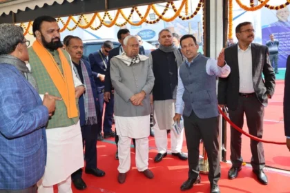 CM Nitish flags off 'Samriddhi Yatra', aims to transform West Champaran into an industrial hub.