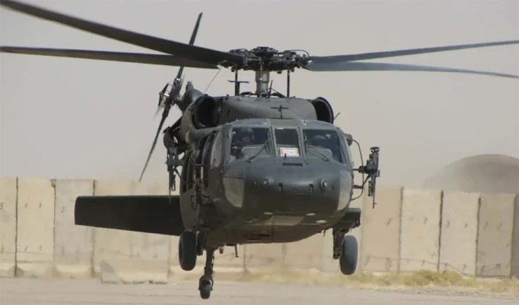UK में अमेरिका का 'शक्ति प्रदर्शन': Black Hawk और Chinook की लैंडिंग से Greenland की उड़ी नींद!