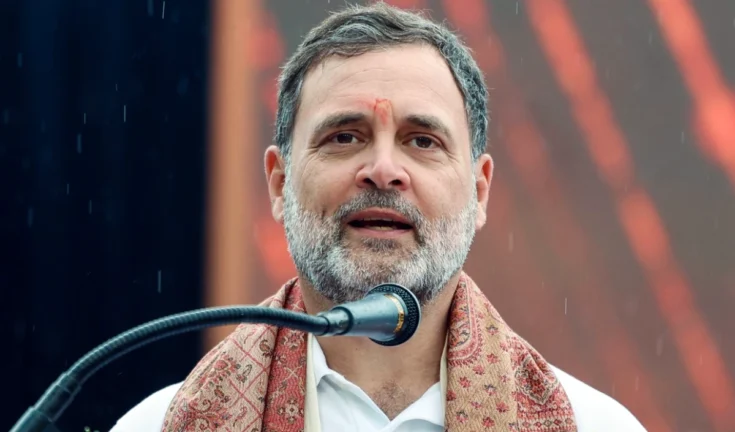 चुनाव आयोग पर राहुल गांधी का हमला: 'वोट चोरी राष्ट्र-विरोधी'