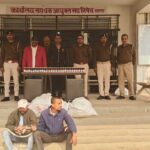 नशे के काले कारोबार पर उत्पाद विभाग का बड़ा प्रहार: 90 लीटर कोरेक्स के साथ दो तस्कर गिरफ्तार।
