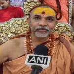 प्रयागराज: शंकराचार्य का स्नान अधूरा, मौनी अमावस्या पर सियासी घमासान
