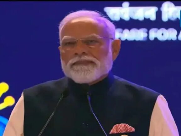 AI एक बड़ी क्रांति है जो मानवता का इतिहास बदल देगी: पीएम मोदी राष्ट्रीय समाचार हिंदी में