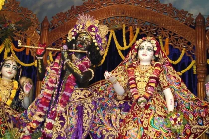 Banke Bihari New Year Alert: नए साल पर दर्शन का है प्लान? तो घर से निकलने से पहले प्रशासन की ये जरूरी गाइडलाइन जरूर पढ़ लें!