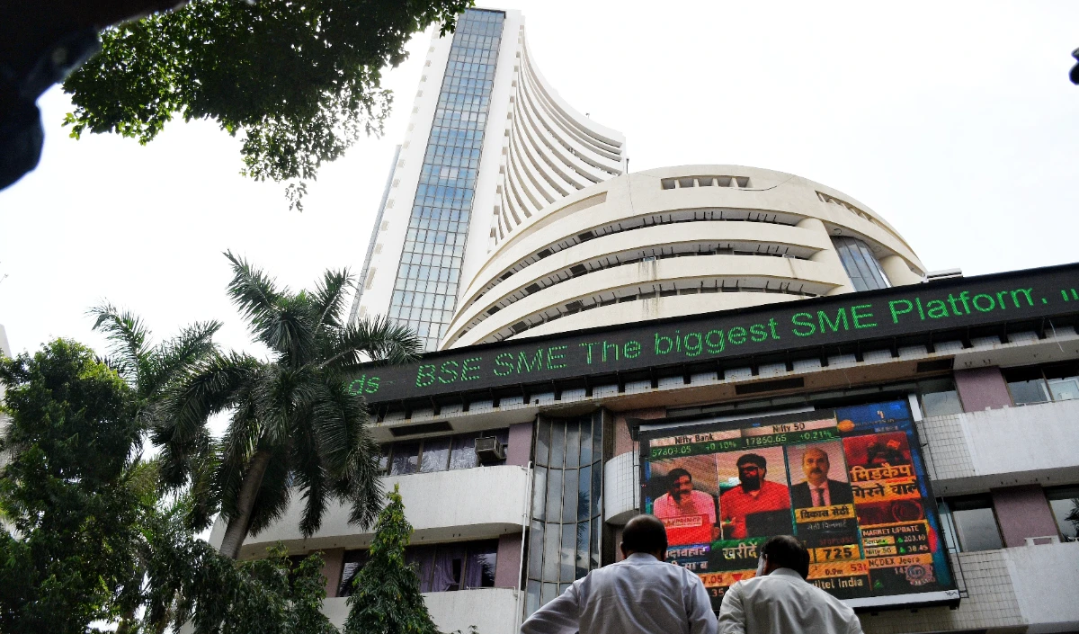 FD से मोहभंग, शेयरों में उमंग: RBI की रिपोर्ट में दिखा भारतीयों के निवेश का नया ट्रेंड!