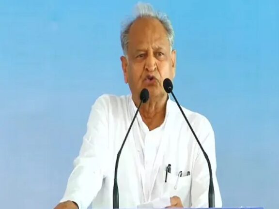 अशोक गहलोत ने अब भजनलाल सरकार से की ये मांग