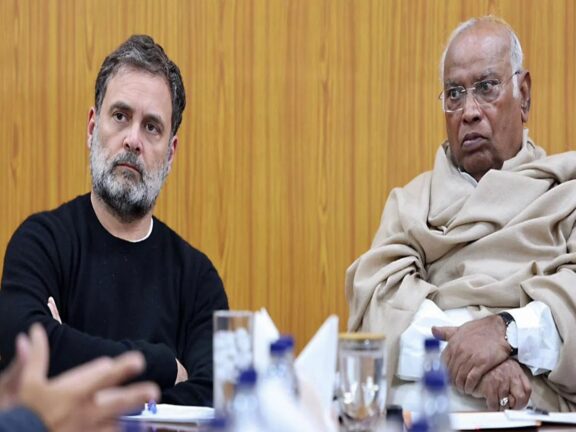 एप्सटीन फाइल्स के डर से मोदी ने ट्रंप के सामने किया पूर्ण समर्पण: कांग्रेस