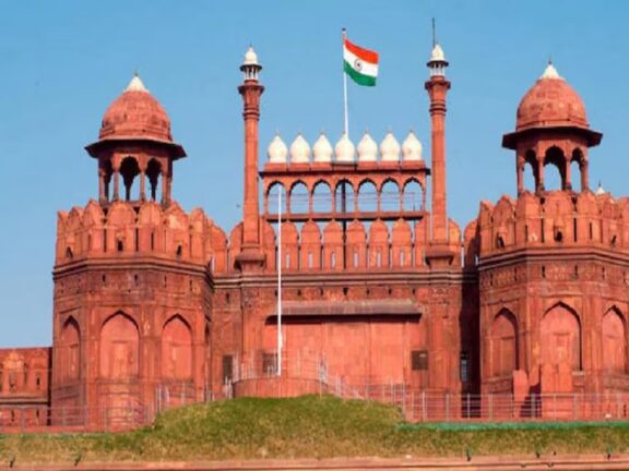 ट्रैवल टिप्स: एक बार जाएं दिल्ली के इन पर्यटन स्थलों पर, यादगार बन जाएगा दौरा