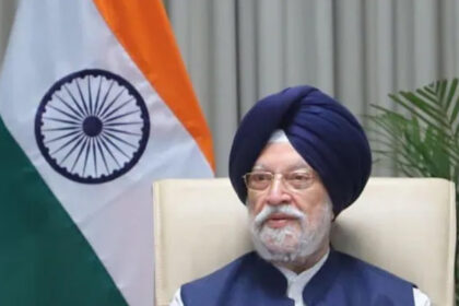 अब केंद्र सरकार ने लॉकडाउन को लेकर सबकुछ साफ कर दिया है.