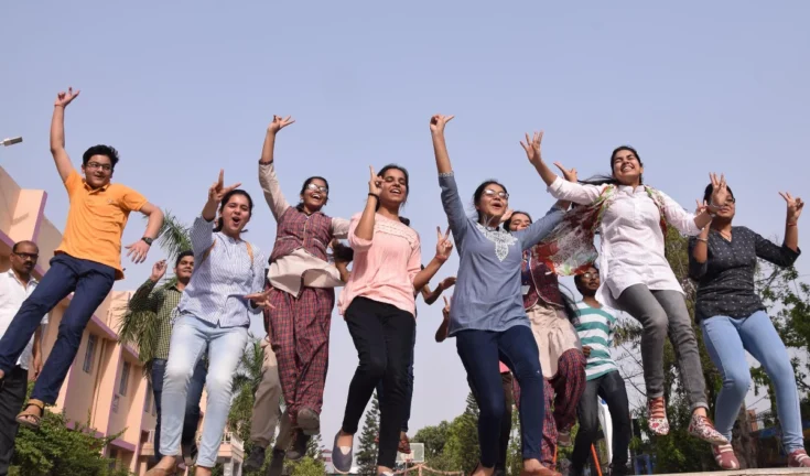 बिहार बोर्ड 12वीं रिजल्ट: बेटियों का फिर चला जादू, लड़कों को पछाड़कर लहराया सफलता का परचम!