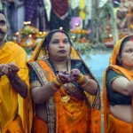 यमुना छठ 2026: मोक्षदायिनी यमुना में आस्था की एक डुबकी से खुलेगा मुक्ति का मार्ग, जानें इस पावन पर्व की महिमा।