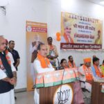 राजस्थान: मदन राठौड़ ने पूर्व सीएम राजे पर कसा तंज, कहा- मोदी को आपसे लड़ना चाहिए...
