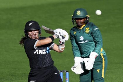 NZ vs SA: वनडे क्रिकेट में आज टूट गया भारतीय टीम का ये वर्ल्ड रिकॉर्ड, न्यूजीलैंड ने रचा इतिहास