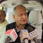 अब SI भर्ती मामले में अशोक गहलोत ने दिया ये बड़ा बयान, कहा- जिन्हें सजा देनी है वो दें...