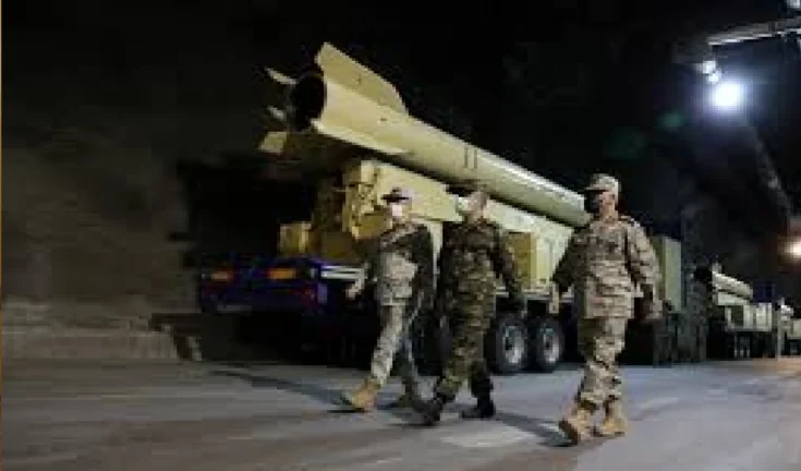 ईरान में बड़ा तख्तापलट! IRGC ने राष्ट्रपति को किया दरकिनार, अब देश की सत्ता पर सेना का कब्जा।