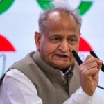 गहलोत ने सीएम भजनलाल पर साधा निशाना, कहा- मुख्यमंत्री दौरों में व्यस्त हैं, इसलिए...
