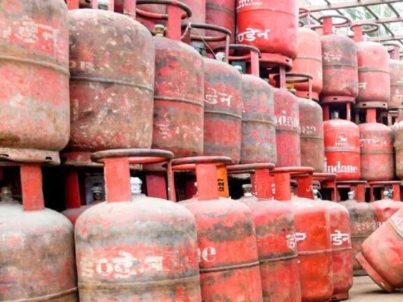 टेक टिप्स: इस तरह आप अपने मोबाइल पर देख सकते हैं अपने एलपीजी सिलेंडर की लाइव लोकेशन.