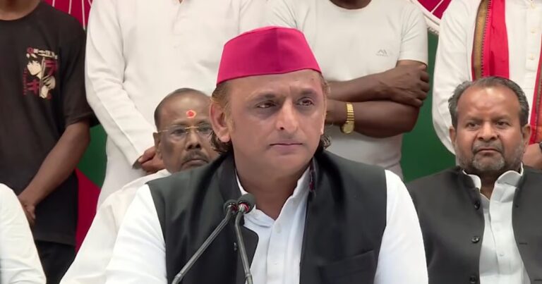 'नारी शक्ति' या सिर्फ चुनावी जुमला? महिला आरक्षण बिल पर अखिलेश यादव का भाजपा पर बड़ा प्रहार।