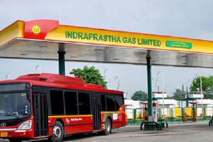 CNG Price Hike: ₹1 की बढ़ोतरी से लगा महंगाई का झटका, देखें अपने शहर के ताजा रेट्स!