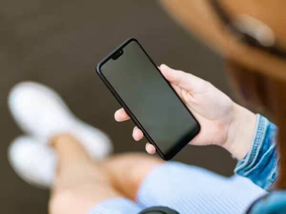 Tech News: क्या आप भी जानते हैं फोन लॉक करने का ये नया तरीका, नहीं तो जानिए नया...