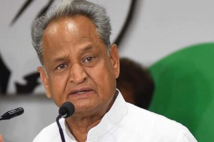 अंतरराष्ट्रीय श्रमिक दिवस पर गहलोत का बड़ा बयान, कहा- अब समय आ गया है कि राहुल गांधी का...