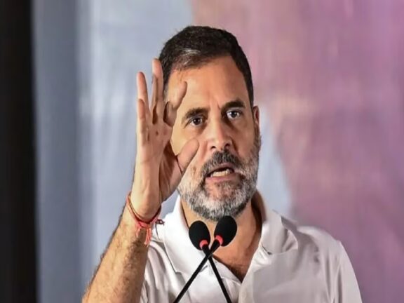 कमर्शियल गैस सिलेंडर के दाम बढ़ाने पर राहुल गांधी का बड़ा बयान, कहा- पहला हमला गैस पर, अगला हमला पेट्रोल-डीजल पर.