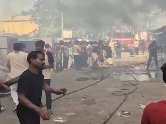 चुनाव नतीजों के बाद पश्चिम बंगाल में भड़की हिंसा, कई लोगों की मौत