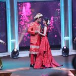 नील भट्ट और शांभवी सिंह ने मेरे महबूब मेरे सनम पर किया रोमांटिक डांस, एक्टर ने सुनाई अपनी मजेदार 'लुंगी डांस' कहानी