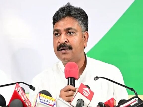 पेपर लीक को लेकर जूली ने सरकार को घेरा, कहा- बीजेपी की है पूरी मिलीभगत