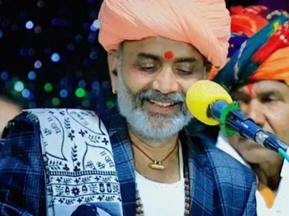 मेवाड़ क्षेत्र के भजन गायक धनराज जोशी की सड़क दुर्घटना में मौत हो गई