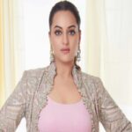 सोनाक्षी सिन्हा: एक्ट्रेस सोनाक्षी सिन्हा ने कुवैत एंबेसी को किराए पर दिया अपना घर, मिलेंगे 1.92 करोड़ रुपये