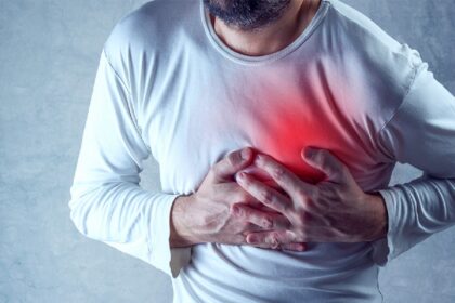 हेल्थ टिप्स: इतने घंटे से कम सोने से हो सकता है हार्ट अटैक!