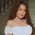 बर्थडे स्पेशल: पिता बेचते थे समोसे, नेहा कक्कड़ ने 4 साल की उम्र में शुरू किया था जगराते में गाना, आज हैं इतने करोड़ की संपत्ति की मालकिन