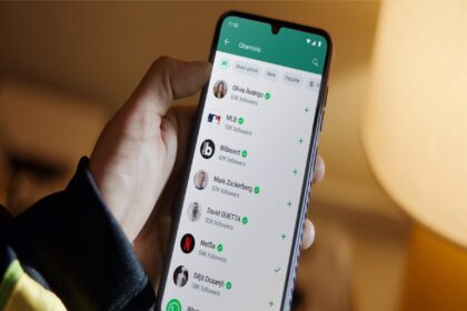 अब एक ही WhatsApp ऐप में चला सकेंगे दो अकाउंट, करें ये सेटिंग्स