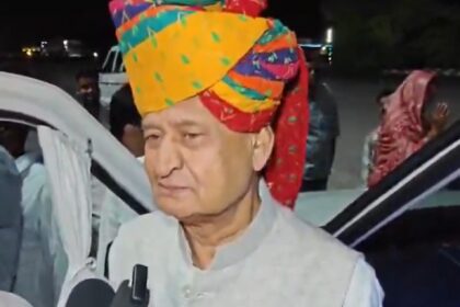 कांग्रेस में गुटबाजी को लेकर अशोक गहलोत का बड़ा बयान, कहा- राजस्थान में कोई नहीं...