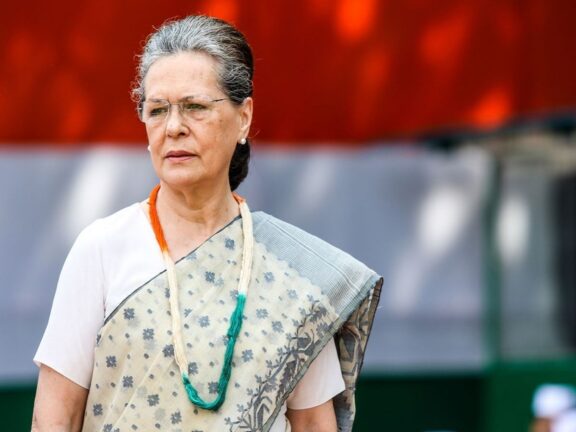 कांग्रेस: ​​गाजा में भारत के रुख को लेकर सोनिया गांधी ने लिखा लेख, कहा- इस मुद्दे पर चुप्पी साधे हुए है भारत....