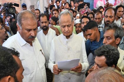 खोह नागोरियन घटना पर अशोक गहलोत ने सरकार पर कसा तंज; एक महत्वपूर्ण बयान देता है शहर की खबरें हिंदी में