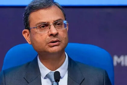 नहीं महंगे होंगे लोन, नहीं बढ़ेगी ईएमआई, RBI ने लिया ये बड़ा फैसला
