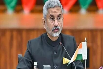 पासपोर्ट: विदेश मंत्रालय का बयान, पासपोर्ट सिर्फ यात्रा संबंधी दस्तावेज है, भारतीय नागरिकता का अंतिम प्रमाण नहीं.