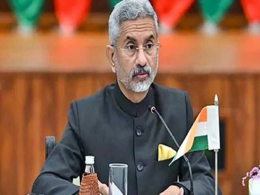 पासपोर्ट: विदेश मंत्रालय का बयान, पासपोर्ट सिर्फ यात्रा संबंधी दस्तावेज है, भारतीय नागरिकता का अंतिम प्रमाण नहीं.