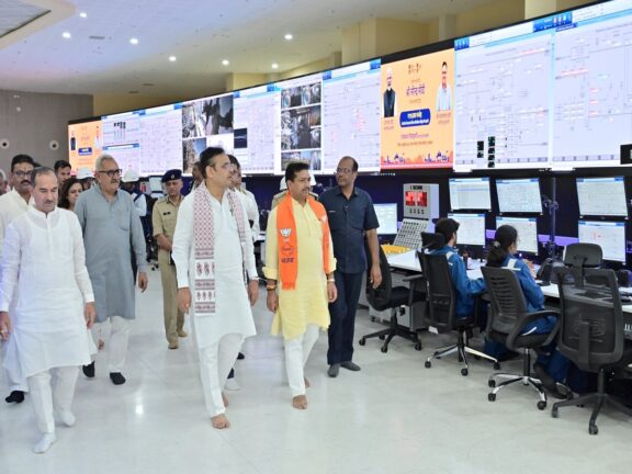 राजस्थान: पचपदरा रिफाइनरी के उद्घाटन समारोह की तैयारियों का जायजा लेने पहुंचे सीएम शर्मा, अधिकारियों को दिए निर्देश.