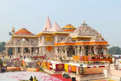 राम मंदिर: राम मंदिर चढ़ावे में घोटाले का मामला, 8 लोग गिरफ्तार, चंपत राय का नाम पता नहीं